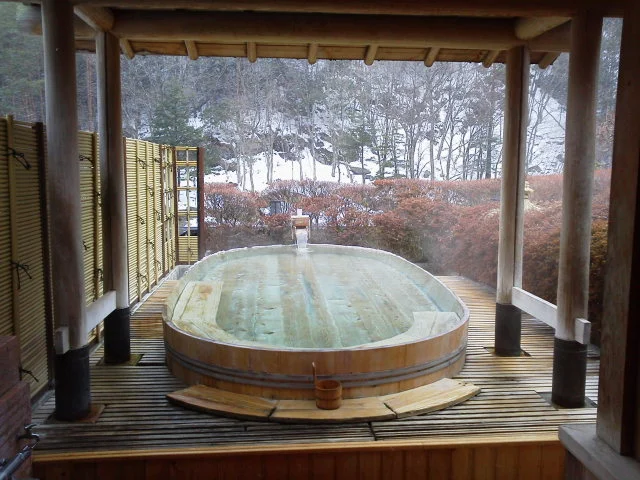 西山温泉 慶雲館