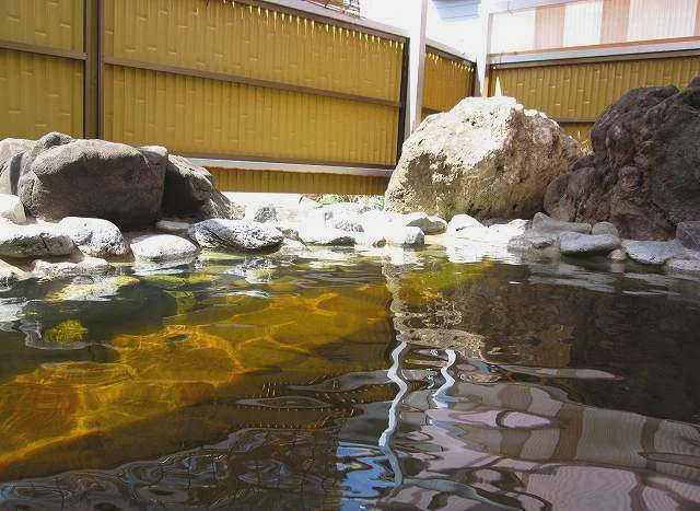 国母温泉