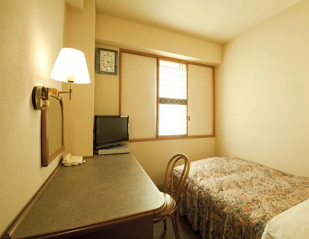 自家源泉かけ流しの天然温泉　湯村ホテル（旧 湯村ホテルB＆B）