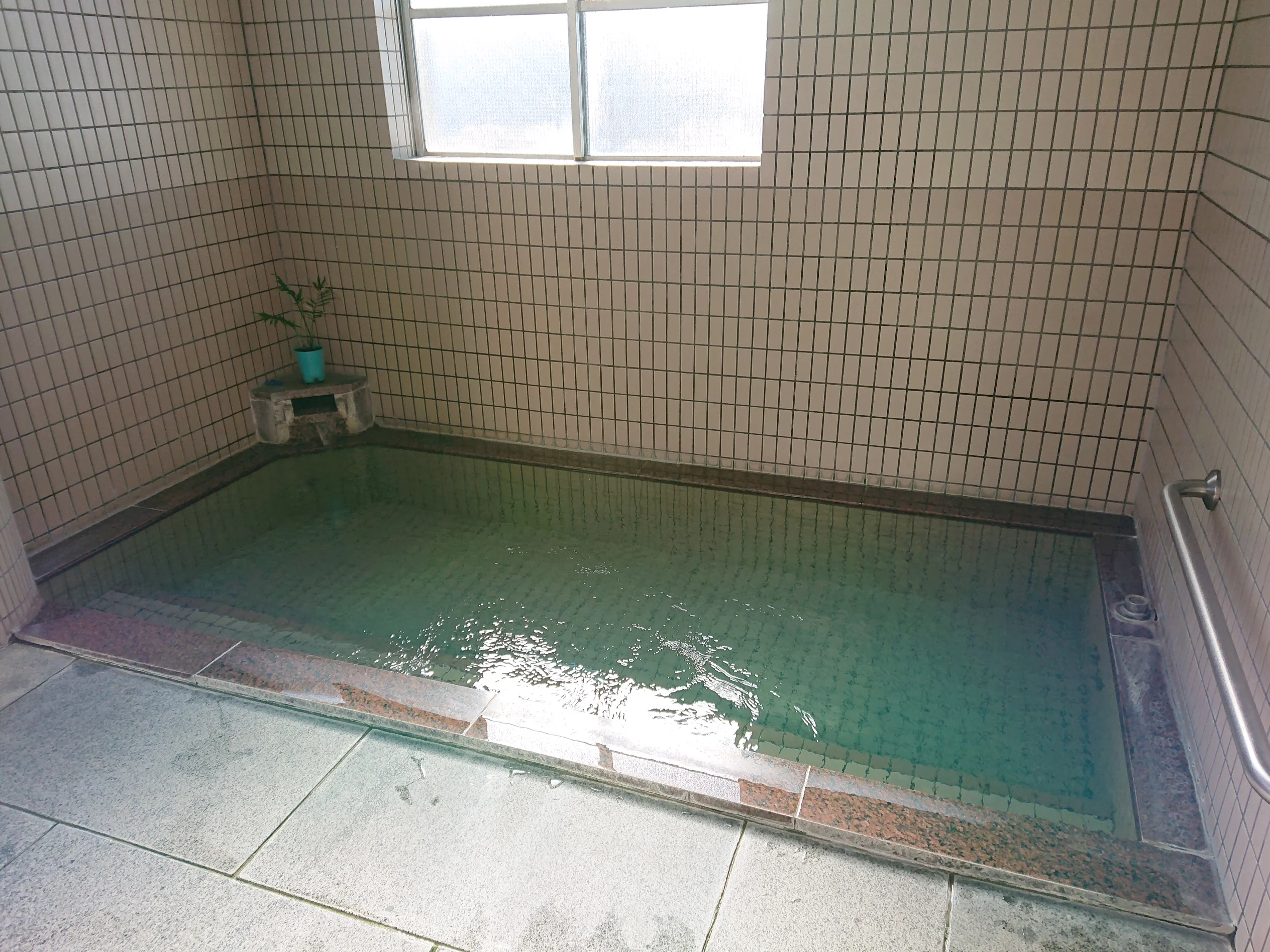 元湯　廣友館