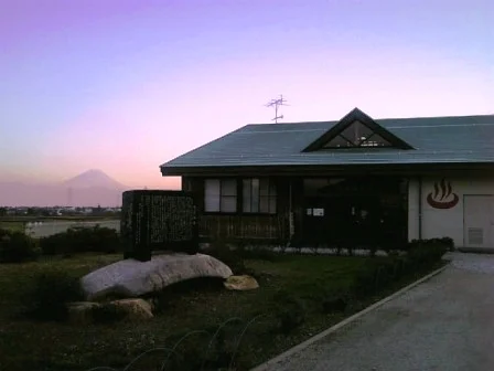 韮崎旭温泉（にらさきあさひおんせん）