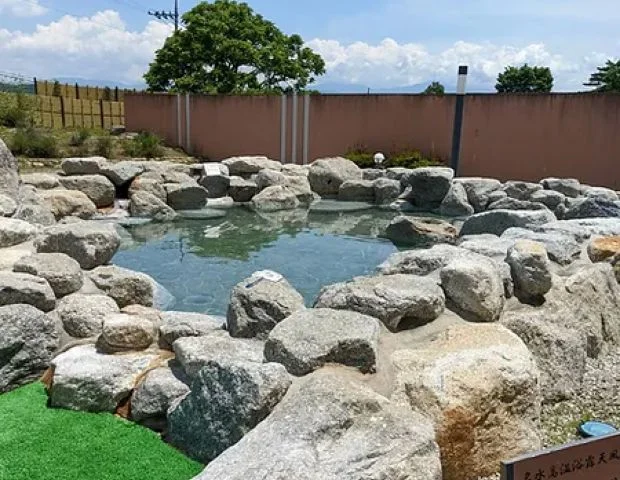白州・尾白の森名水公園べるが