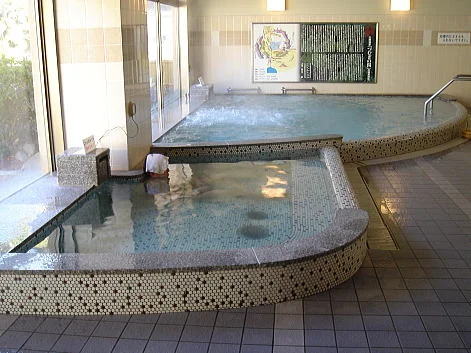 山梨の日帰り温泉「つむぎの湯」