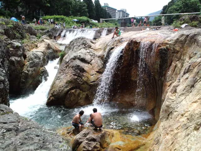 土樽共同浴場 岩の湯