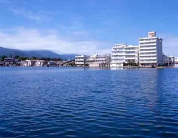 湖畔の宿 吉田家