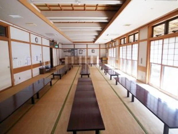 新穂潟上温泉(にいぼかたがみおんせん)