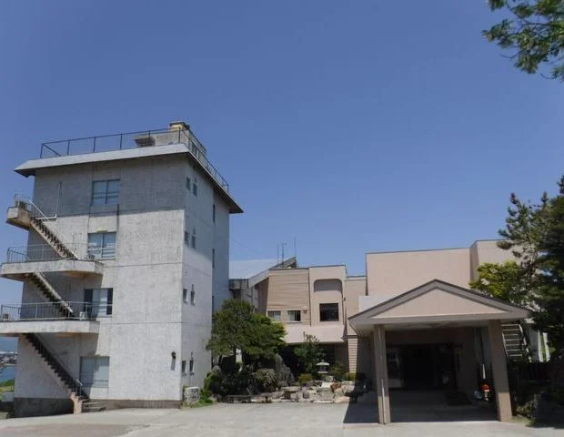 朱鷺伝説と露天風呂の宿　きらく