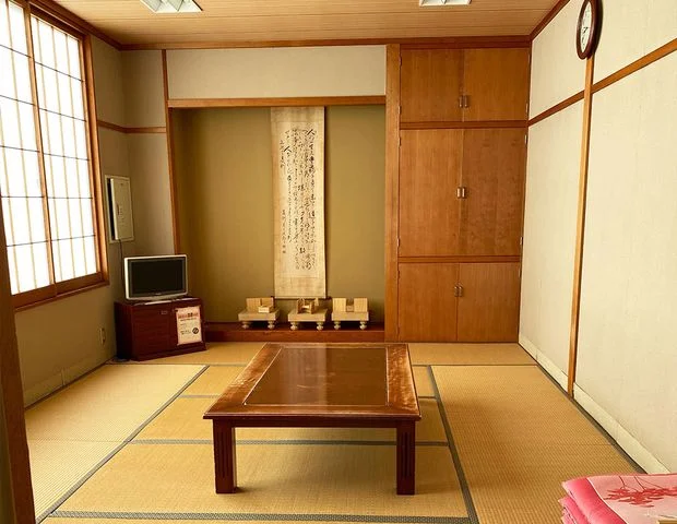 村上市老人福祉センターあかまつ荘