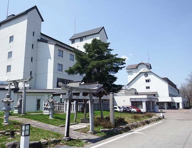 ロイヤル胎内パークホテル(旧 国民宿舎 胎内パークホテル)