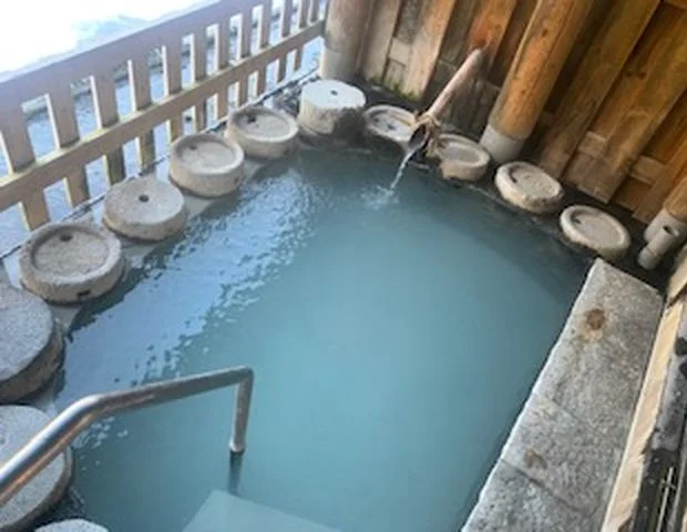 燕温泉 ホテル岩戸屋