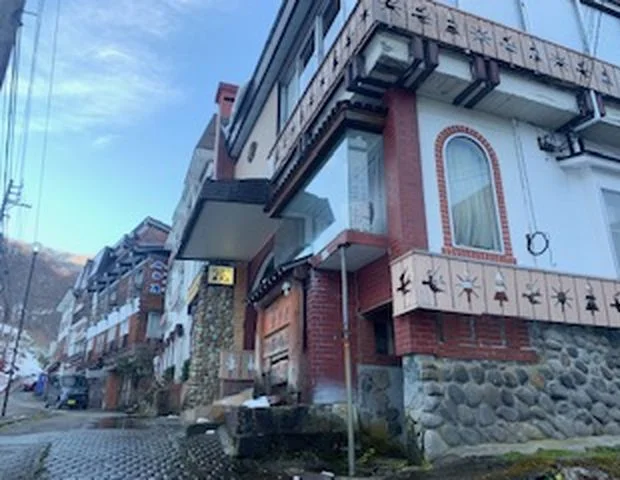 燕温泉 ホテル岩戸屋