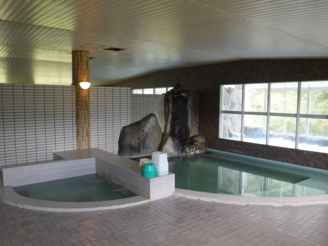 中小屋温泉(閉館しました)