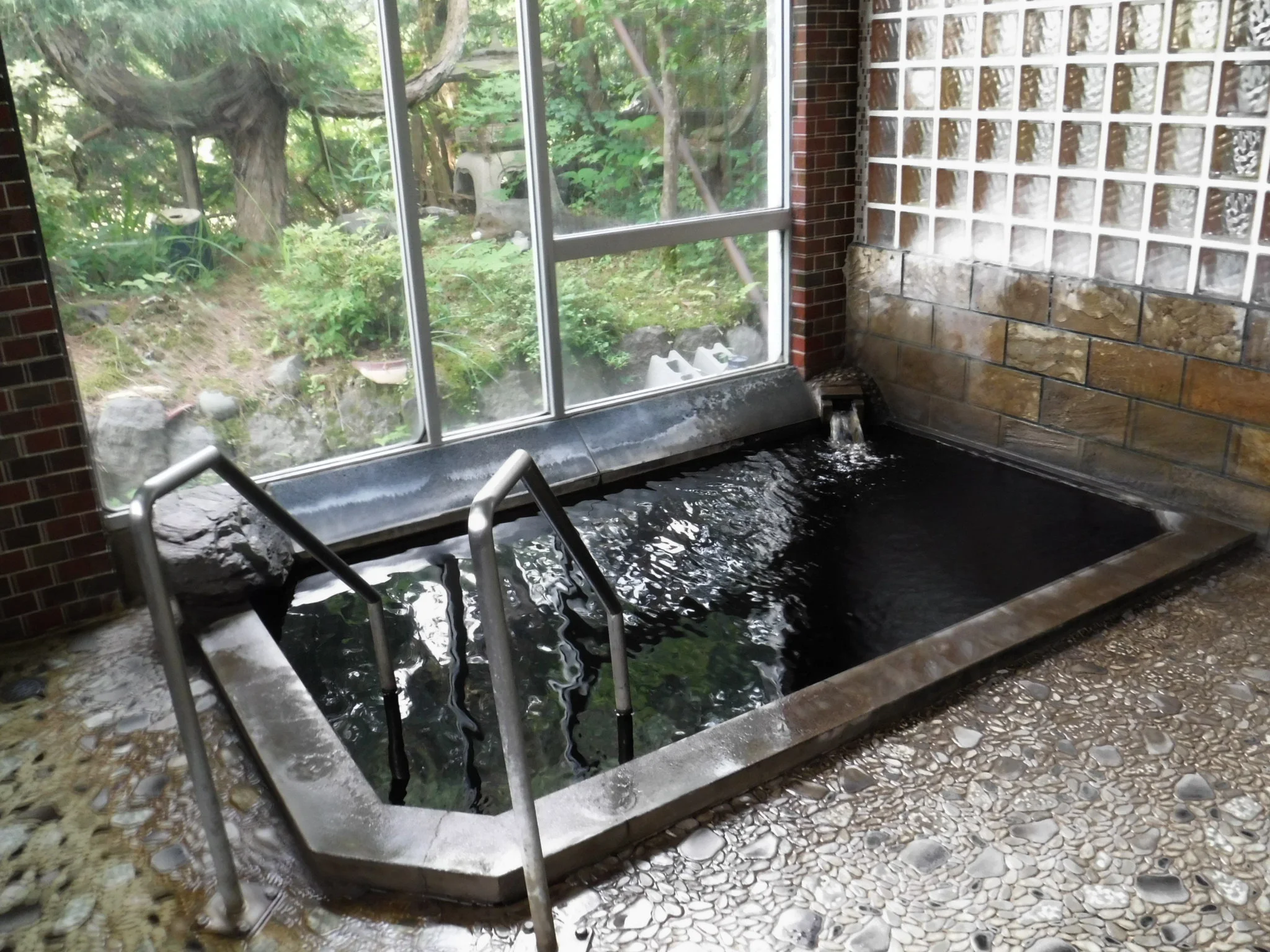 三島谷温泉 永久荘