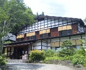 奥湯沢 貝掛温泉（かいかけおんせん）
