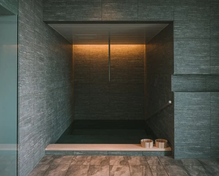 FIELD SUITE SPA HEADQUATERS