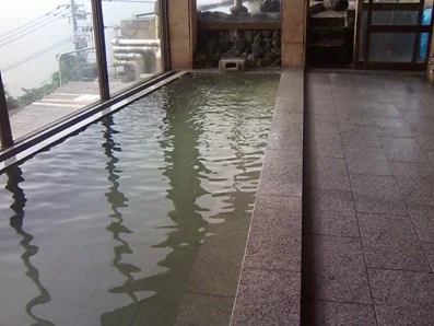 うみあかり（旧　氷見グランドホテルマイアミ　本館・漁火の湯・日の出の湯）