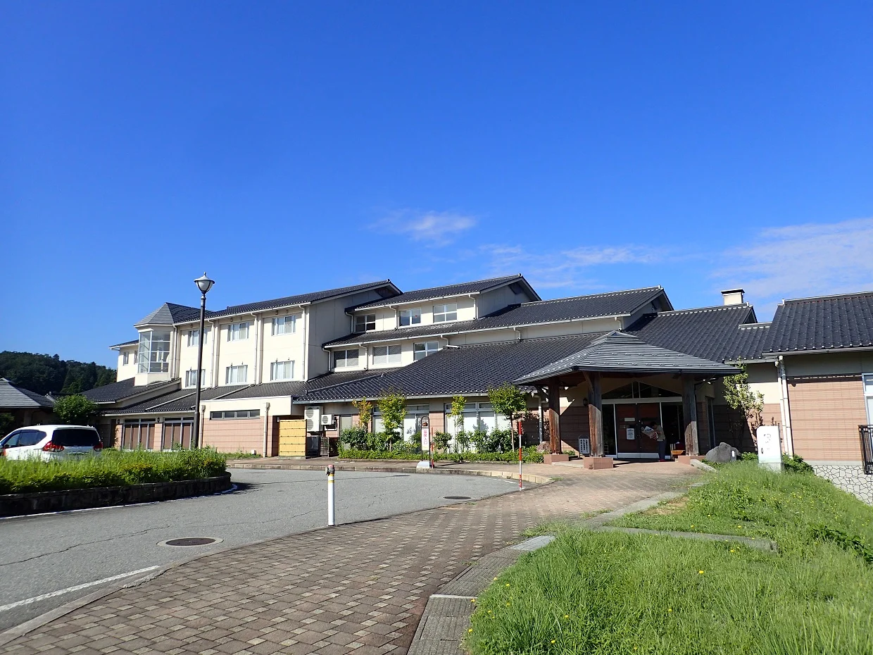 八尾ゆめの森 ゆうゆう館