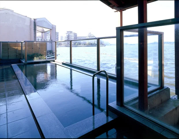 加賀観光ホテル(休業中)