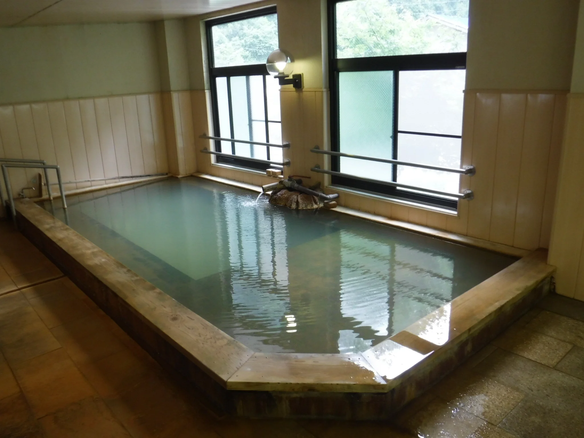 中宮温泉 木戸旅館(閉館しました)