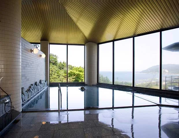 ファミリーイン ビュー・サンセット 門前じんのびの湯(閉館しました)