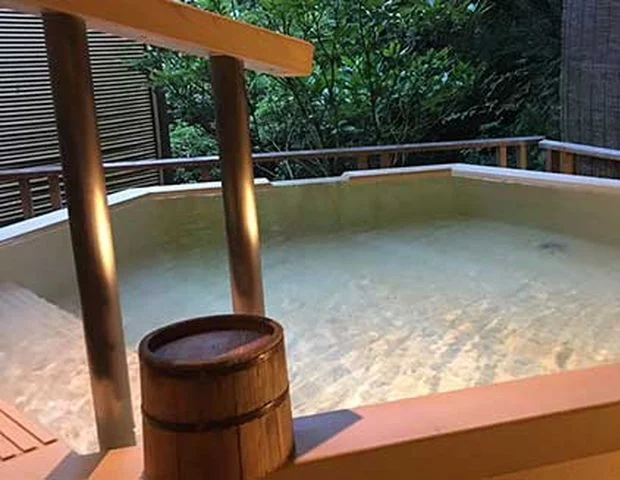 湯回廊菊屋（旧　菊屋旅館）