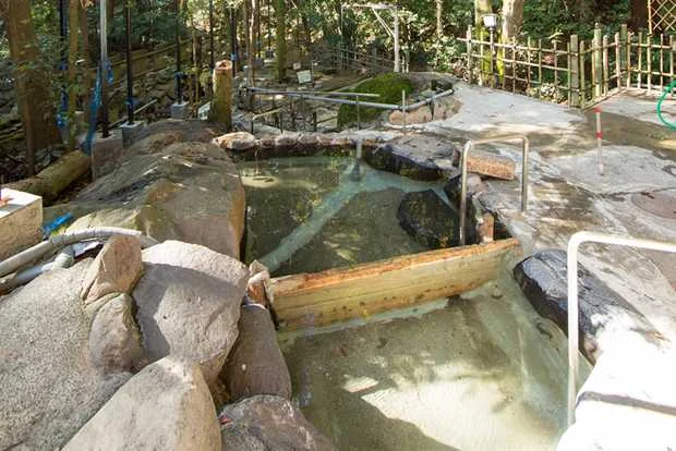 伊豆・ぬる湯の名湯 源泉駒の湯荘