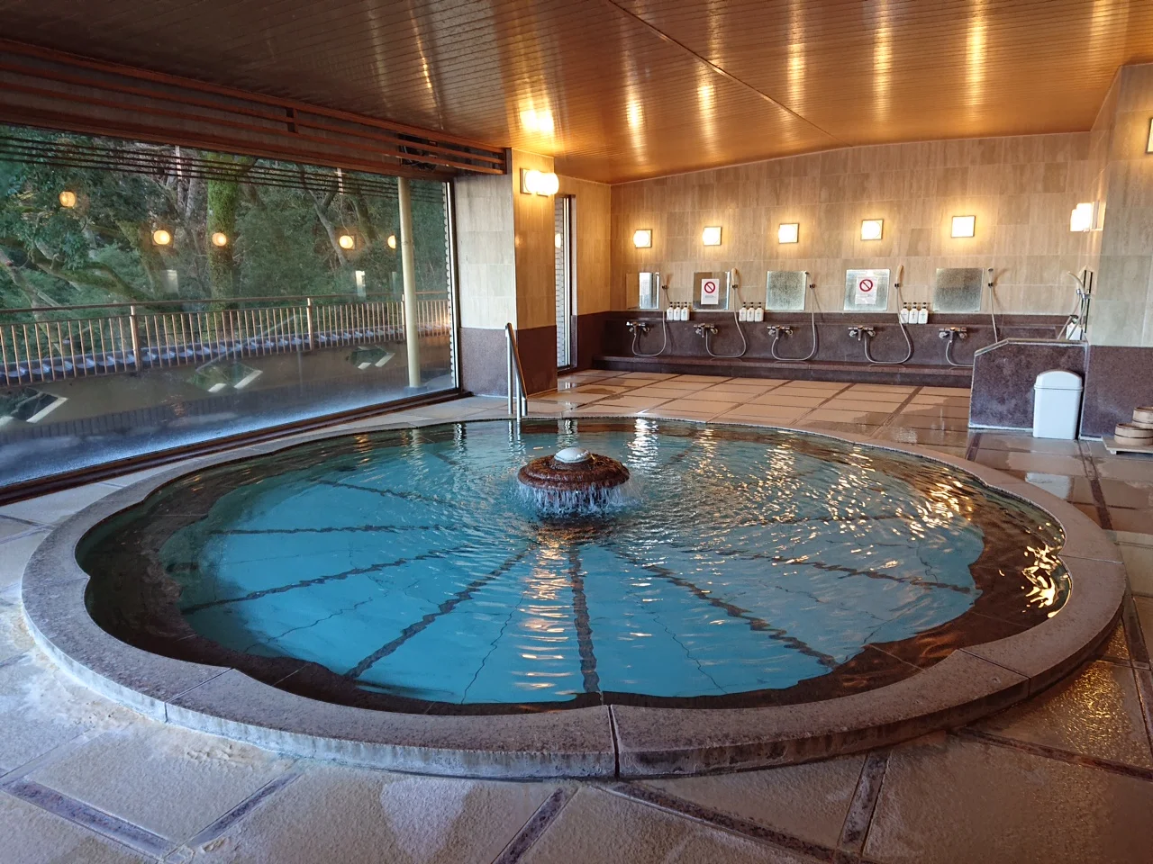 川堰苑いすゞホテル