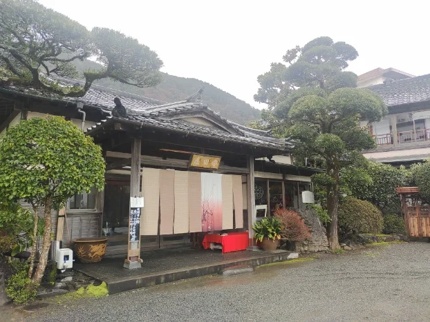 安田屋旅館