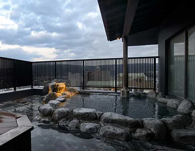 香湯楼井川（ＫＯＵＹＵＲＯＵ　ＩＫＡＷＡ）（旧井川館）