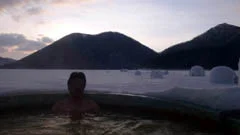 然別湖コタン 氷上露天風呂