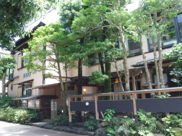 AKARI et KAORI（旧 ねの湯 対山荘）