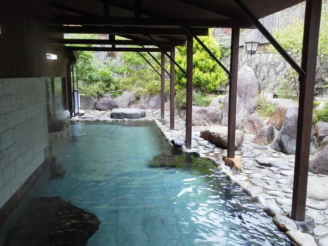 日航亭・大湯（閉館しました）
