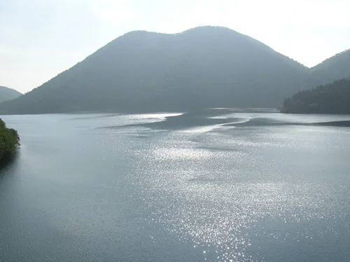然別湖畔温泉ホテル風水