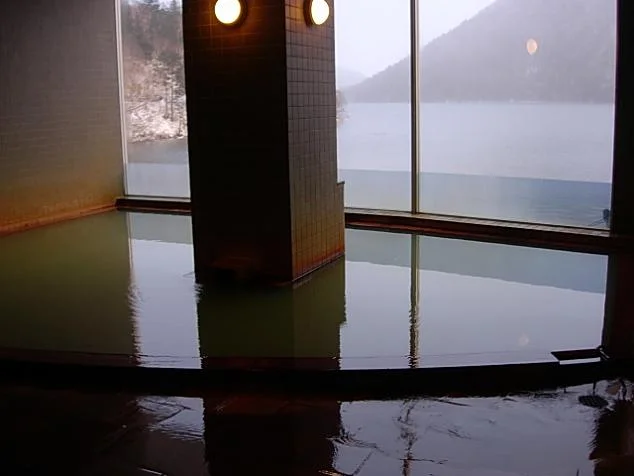 然別湖畔温泉ホテル風水
