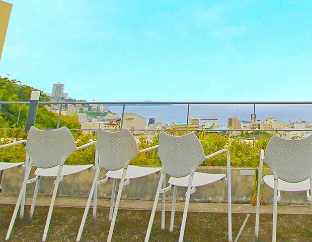 海風テラスあたみ