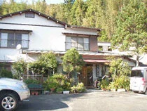法泉寺温泉 湯元滝本館