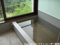 倉真赤石温泉（くらみあかいしおんせん）