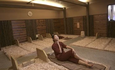 リラクゼーション・岩盤浴0