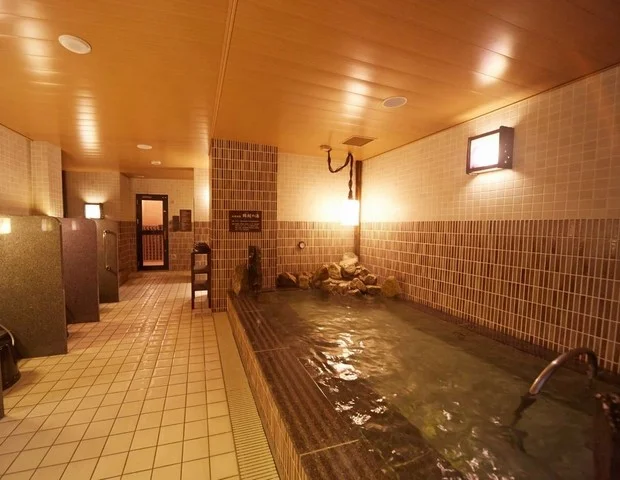 ドーミーインPREMIUM名古屋栄（天然温泉 錦鯱の湯）