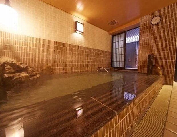 ドーミーインPREMIUM名古屋栄（天然温泉 錦鯱の湯）
