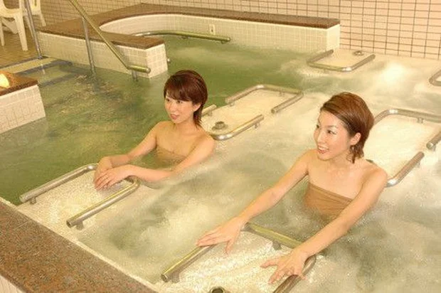 くつろぎ天然温泉　湯楽（ゆらく）