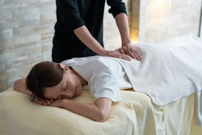 リラクゼーション・岩盤浴1