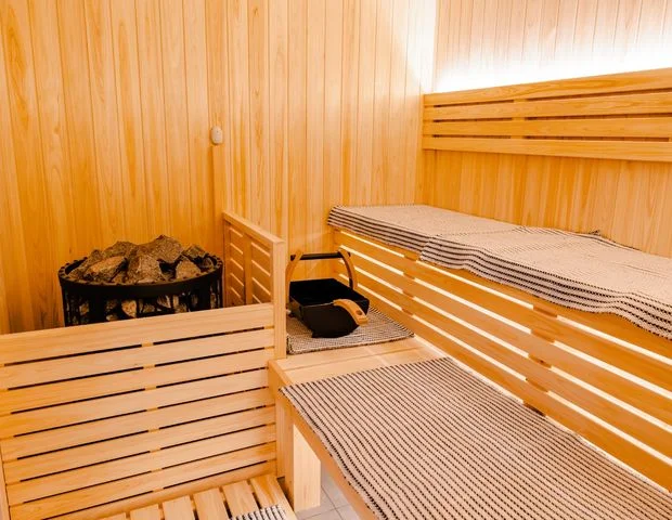 NAGONO WORKBAR ＆ SAUNA（ナゴノワークバー＆サウナ）