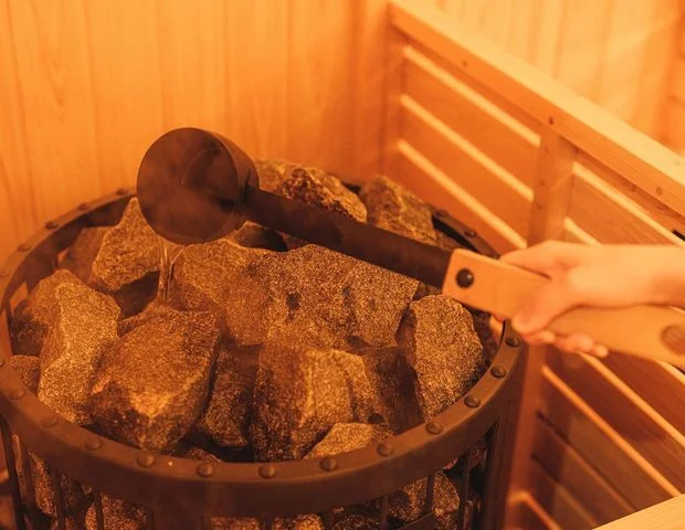 NAGONO WORKBAR ＆ SAUNA（ナゴノワークバー＆サウナ）