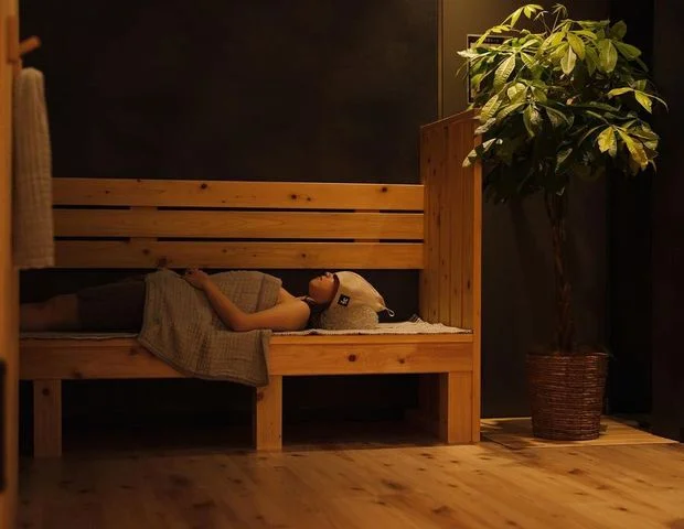 NAGONO WORKBAR ＆ SAUNA（ナゴノワークバー＆サウナ）