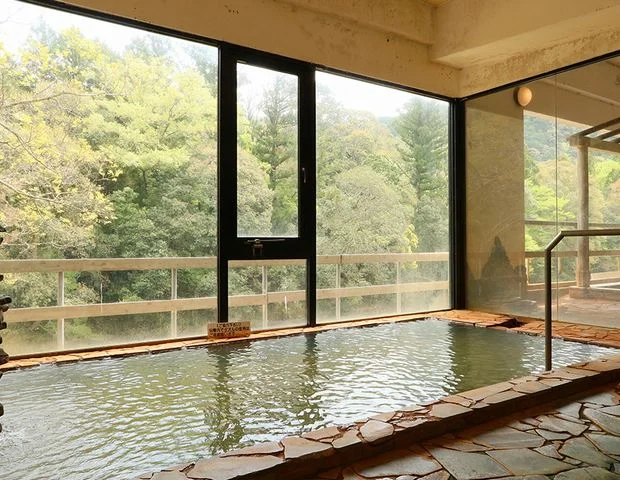 ホテル泉山閣
