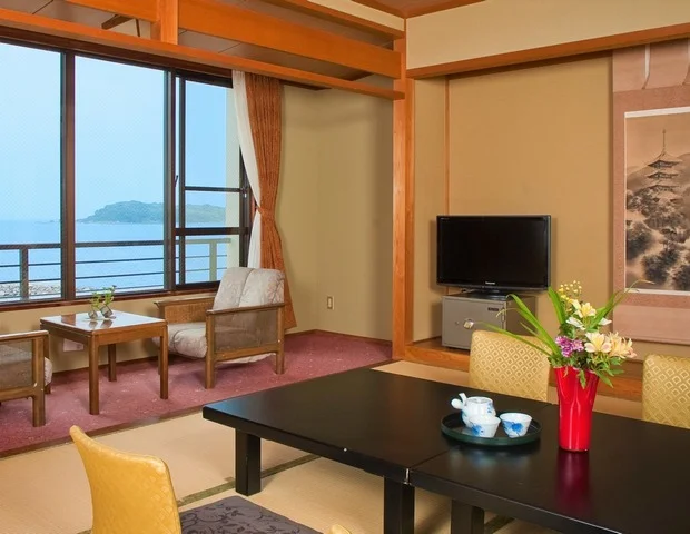 旅館やまと