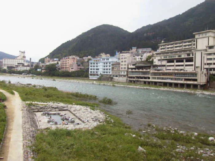 噴泉池