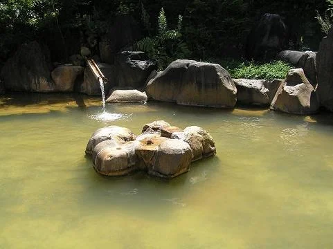 濁河温泉 市営露天風呂
