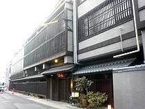 長良川温泉 十八楼